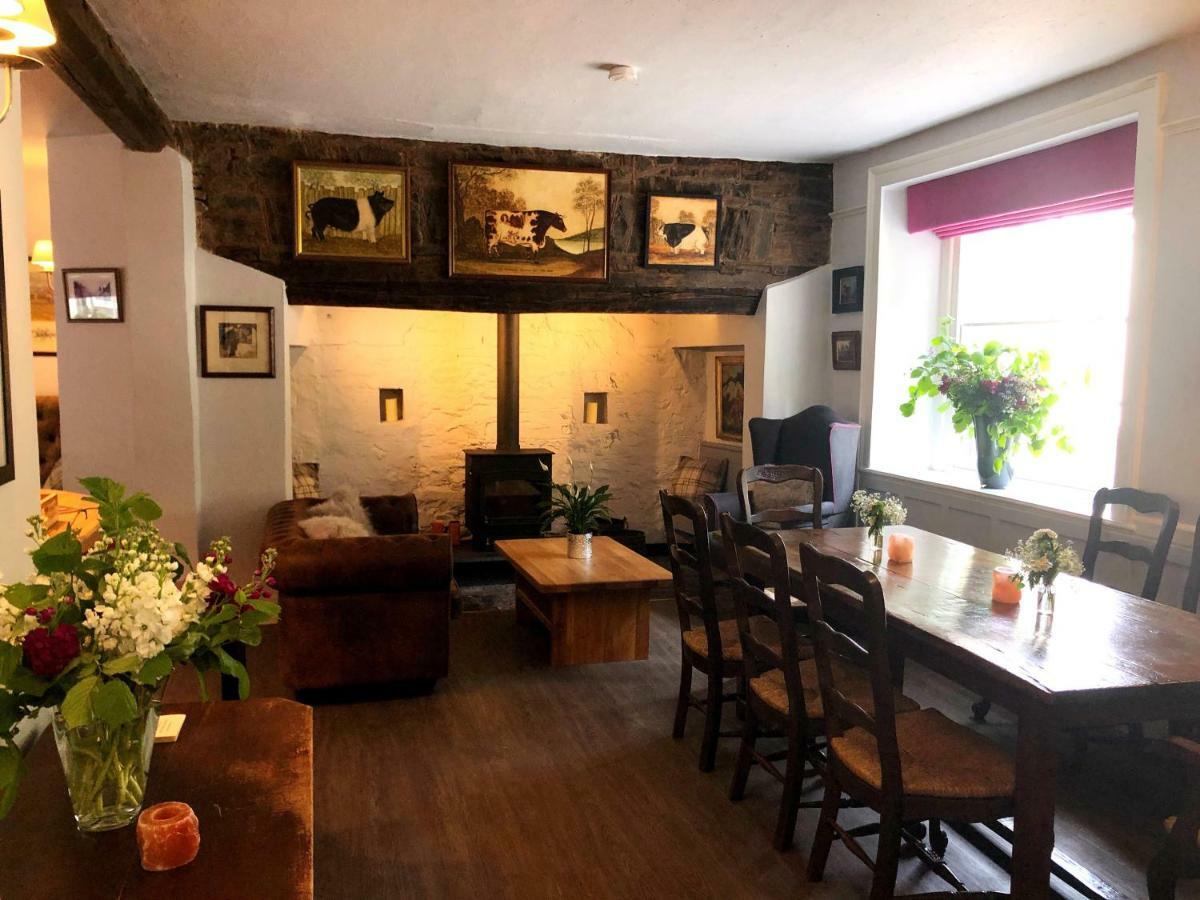 The Red Lion Hotel Oakford 外观 照片